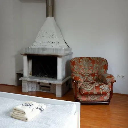 The Happy Holiday House *