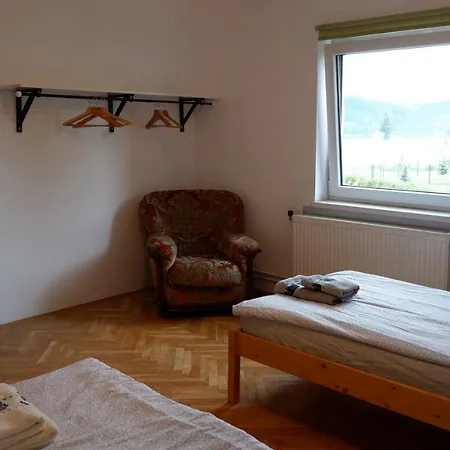 Gasthof The Happy Holiday House
